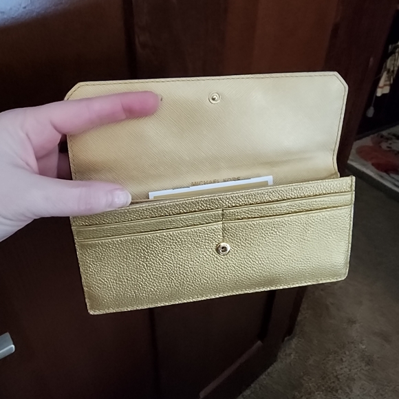 Michael Kors Gold Slim Envelope Wallet - Picture 4 of 4